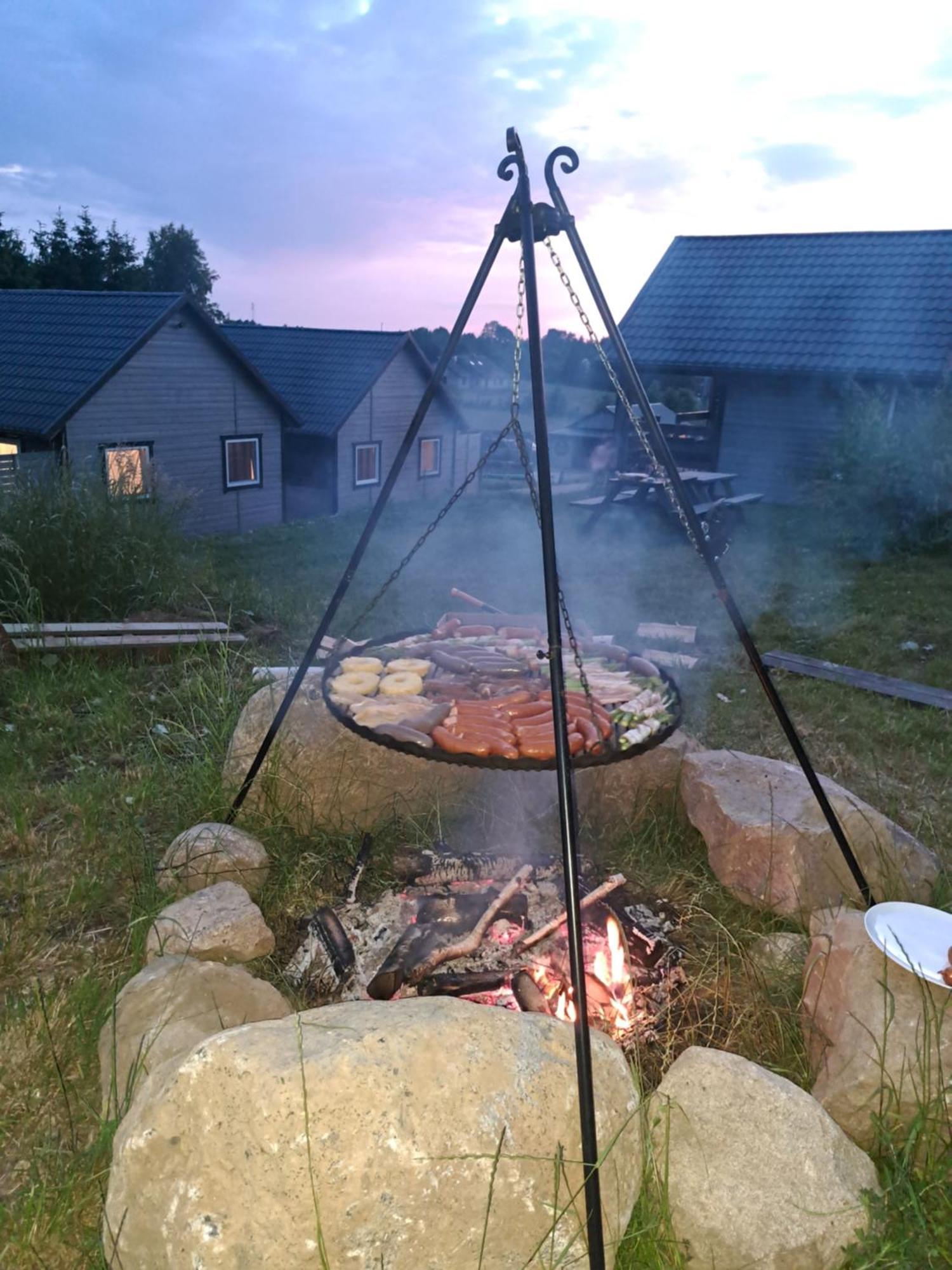 Widoki Rusinowo Domki Letniskowe Exteriör bild